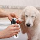 Aparador-de-Unhas-Silencioso-para-Caes-e-Gatos-ABS-sendo-demonstrado-em-um-cachorro-branco